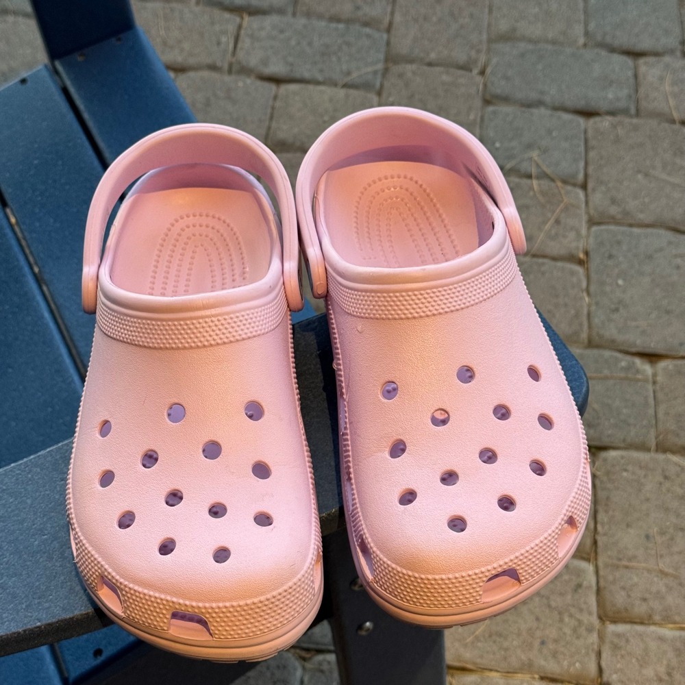 Crocs Classic Clog Mens 11 Pink Water Friendly Comfort Slip On Shoes 10001-6QQ